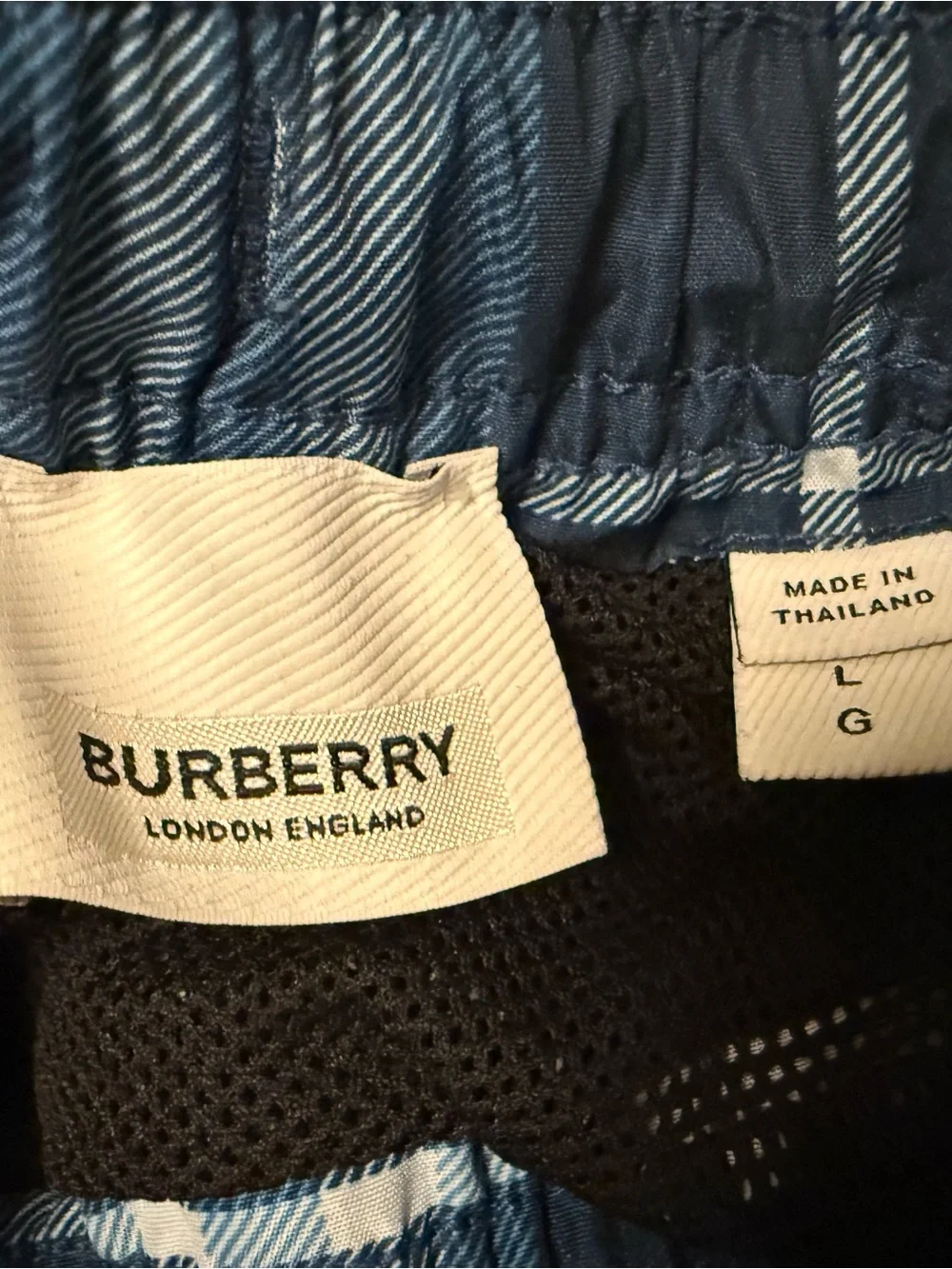Burberry Blue Novacheck Men’s Swim Shorts, size Large